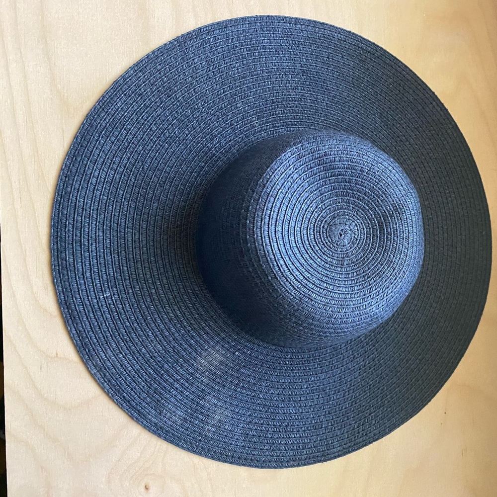 CrewCuts oversized sun hat - Picture 3 of 6